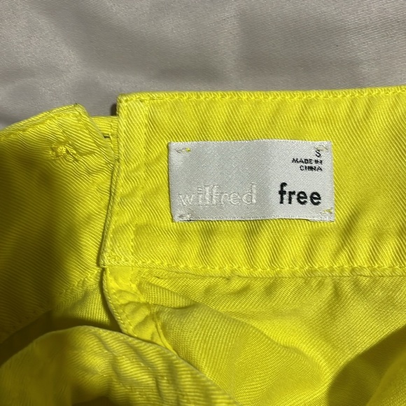 Wilfred free pasha yellow flowy crop - Picture 7 of 7